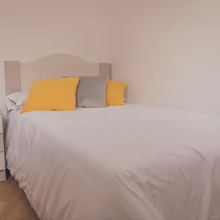 Apartment Puerta Sevilla *